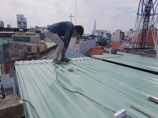 sửa chữa mái tôn