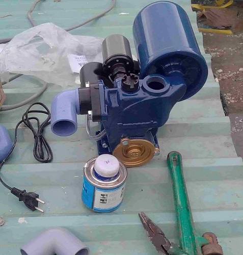 sửa máy bơm nước tăng áp tại nhà