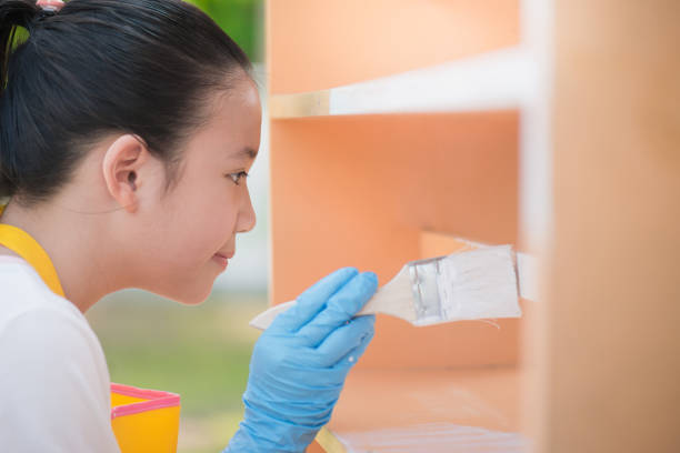 sơn lại tủ nhựa tại TPHCM