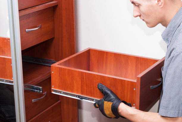 sơn lại tủ quần áo tại TPHCM