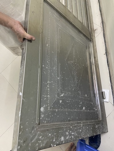 sửa chữa cửa inox tại TPHCM