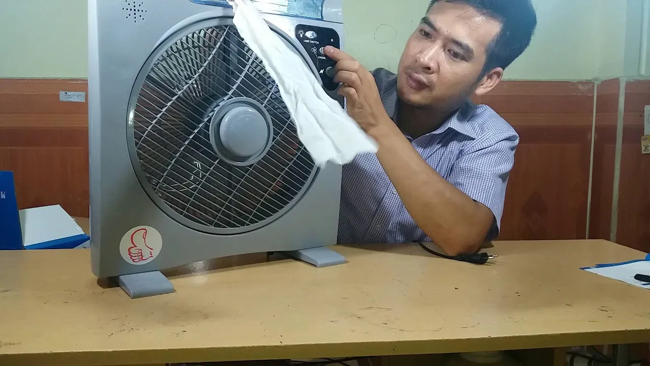 sửa quạt tích điện tại nhà