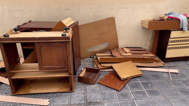 tháo lắp đồ gỗ giá rẻ