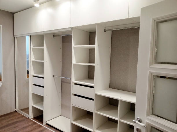 tháo lắp tủ quần áo tại nhà