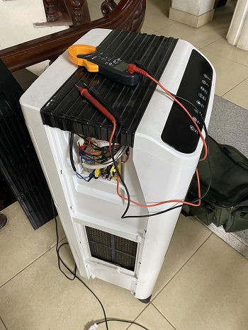 thợ sửa chữa máy quạt hơi nước