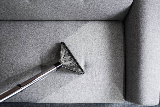 Dịch vụ vệ sinh sofa vải tại nhà