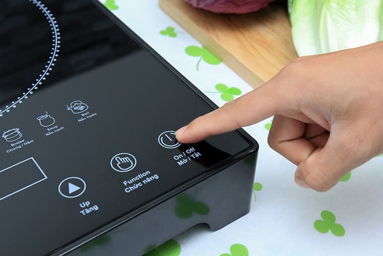 Nhận sửa bếp từ đơn tại TPHCM