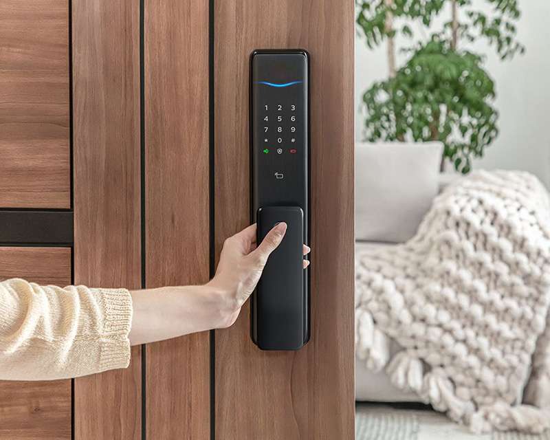 sửa khoá cửa vân tay tại TPHCM