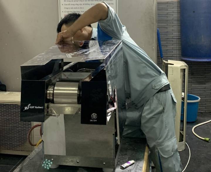 Sửa chữa máy làm kem tại TPHCM